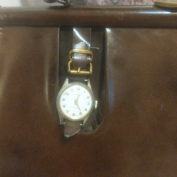 Purse - Picture 1 of 5